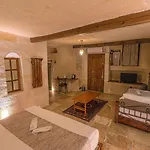 Osmanbey Cave House מלון גורמה