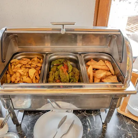 Osmanbey Cave House Hotel 3*