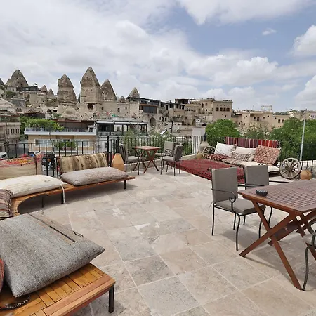 オスマンベイ ケイヴ ハウス ホテル